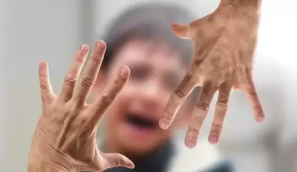 Ochrona dzieci. Zobacz, gdzie zgłosić się po pomoc!