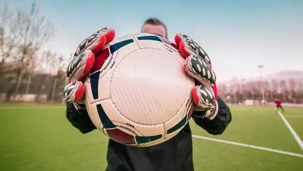 door husband 1271621 960 720