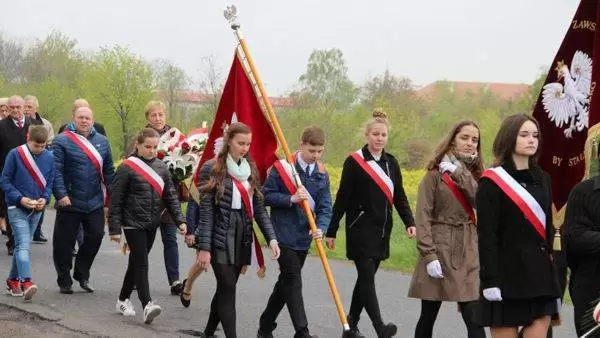 99559 000gal artykul23