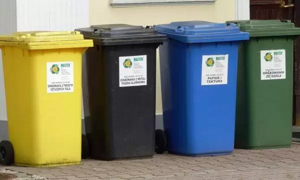 containers 377030 960 720