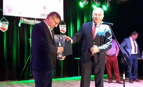 36389684 2048096448844207 5697424965985370112 n