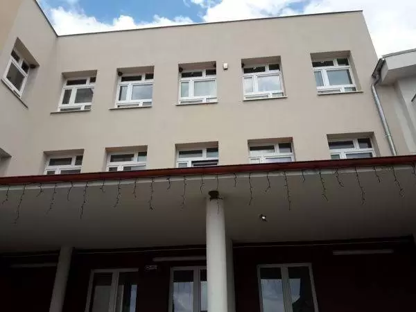 37305887 1918479838195090 1983044356851892224 n