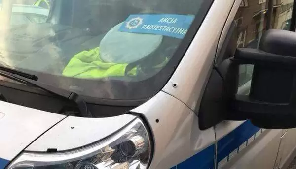 protest policji