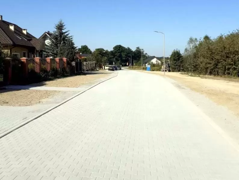 de790b60 b3e7 4d44 b9fd 4aa629f8bba4