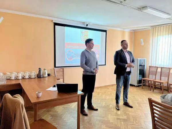 431472598 836864498480653 426305115395145363 n