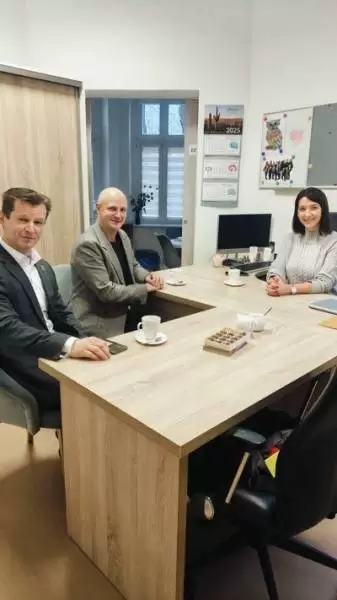 469817093 990413989788496 2532755956024839809 n