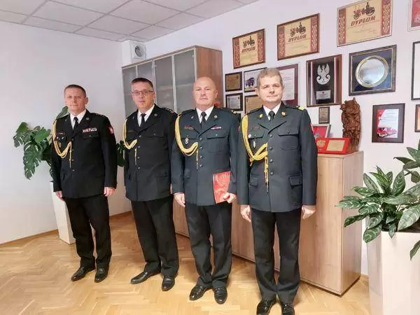 299590e0 56cf 4ed7 86cd 3c890d27971b