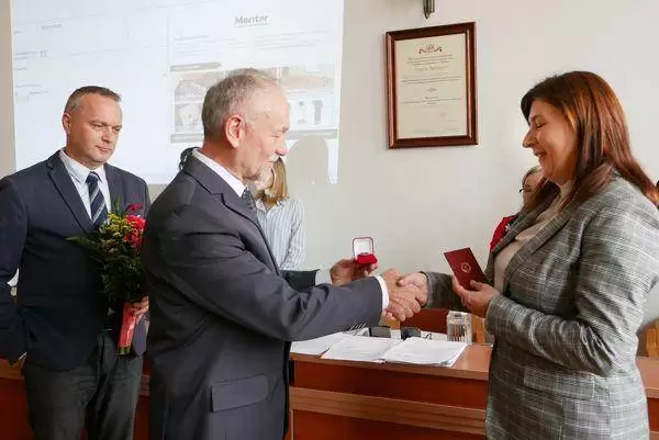 309552106 814845282833085 1137352534888286914 n