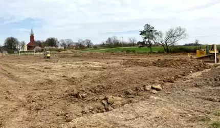 Rozpoczęła się przebudowa boiska w Kwietnie