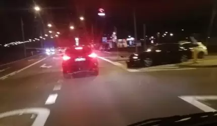 Kolizja koło stacji paliw w Środzie Śląskiej