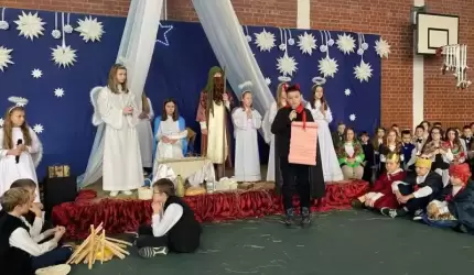 "Niesforna klasa" - jasełka w szkole w Szczepanowie
