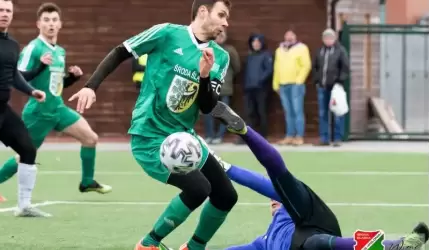 3 bramki i 3 punkty dla Polonii w derbach powiatu