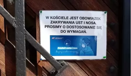 Powraca możliwość spowiedzi w kościele. I Komunia Święta przesunięta