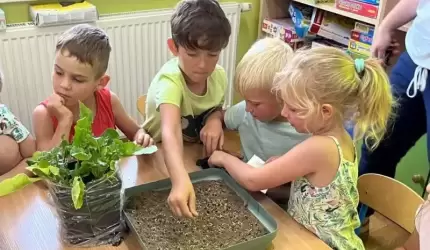 Wakacyjne warsztaty przyrodnicze w przedszkolu nr 1