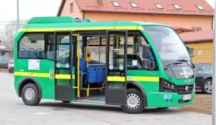 Nowe Karsany na średzkich drogach