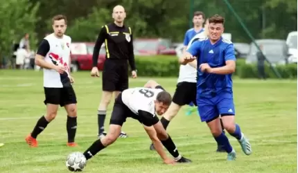 Piłkarski rozkład jazdy [11 listopada]