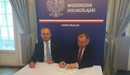 Umowa z wojewodą podpisana