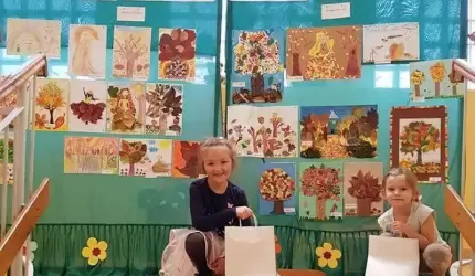 „Jesień kolorowa w przyrodzie się chowa”