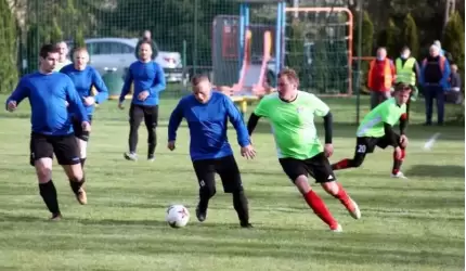 Łowęcice wygrywają z Chwalimierzem 4:1 w meczu na szczycie [fotorelacja]