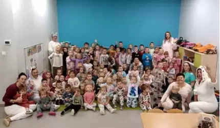 Charytatywny Bieg w Piżamach w Przedszkolu w Szczepanowie