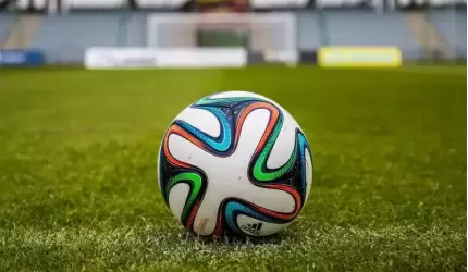 Piłkarski rozkład jazdy [17-18 września]