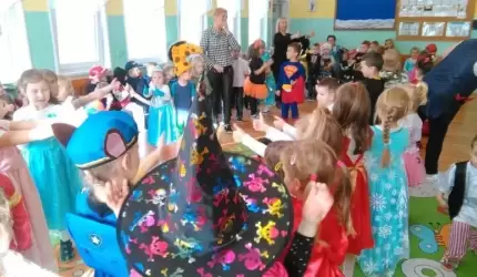 Zabawa andrzejkowa w Przedszkolu Publicznym w Ciechowie