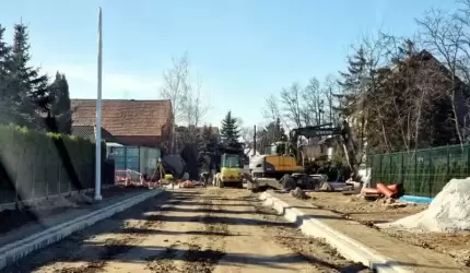 Przebudowa ulic Spacerowej i Familijnej w Źródłach zgodnie z planem!