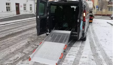 Gmina Środa Śląska zakupiła samochód do przewozu osób niepełnosprawnych