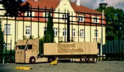 Drogowi Mikołajowie wesprą placówkę na Kajakach. Możesz pomóc i ty!