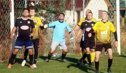 Rusko wygrywa w Rzeczycy i utrzymuje pozycję lidera [fotorelacja]