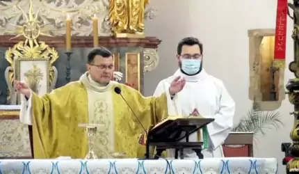 Transmisja mszy św. z kościoła w Środzie Śląskiej (24-05-2020)