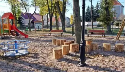 Eko plac zabaw w Świętem
