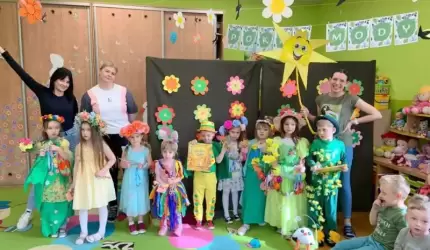 Konkurs "wiosenny pokaz mody" w Przedszkolu Publicznym nr 1
