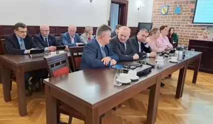 XII sesja Rady Miejskiej w Środzie Śląskiej (na żywo)