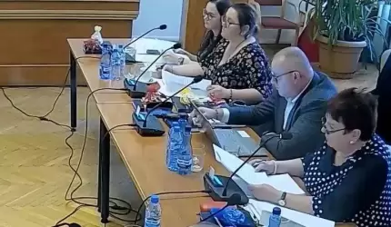 Potwierdzono przypadek koronawirusa w Polsce - niezależni radni powiatu chcą nadzwyczajnej sesji