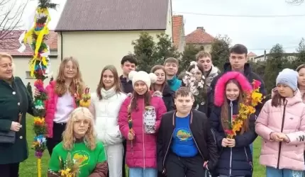 Pomagamy potrzebującym dzieciom - akcja ogniska misyjnego SP Udanin