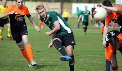 Remis w meczu Rakoszyc ze Szczepanowem [fotorelacja]