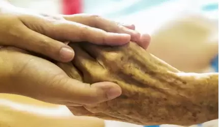 Średzcy policjanci z pomocą starszemu małżeństwu