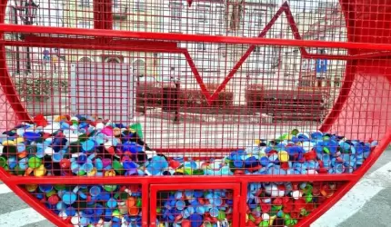 Małe nakrętki, duża pomoc