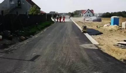 Droga do gruntów rolnych w Kokorzycach prawie gotowa