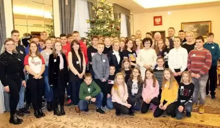 Uczniowie z gminy Udanin, wraz z wójtem, odwiedzili Sejm RP