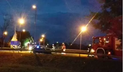 Wypadek na obwodnicy - poszkodowana 1 osoba