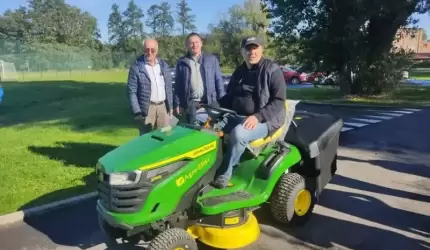 Traktorek do koszenia w ramach grantu ANZŚ