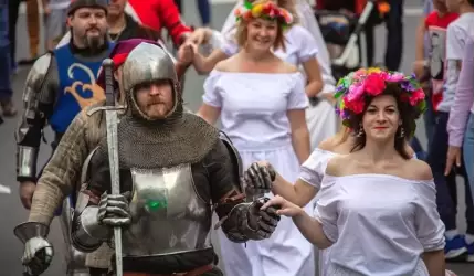 Korowód i Polonez w Święto Wina 2019 (wideo)