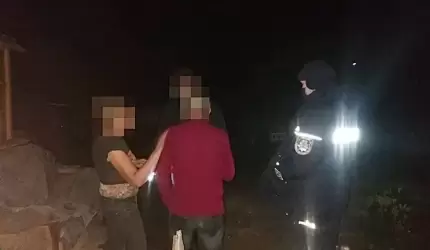 Dzielnicowi z wizytą na terenie średzkich ogródków działkowych