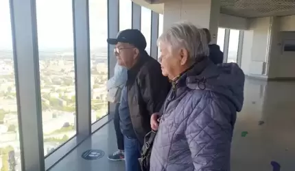 Seniorzy z 40. piętra podziwiali Wrocław