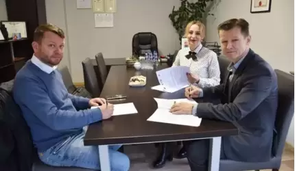 Podpisano umowę na przebudowę drogi gminnej w Wilczkowie