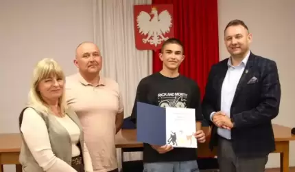 Gmina Udanin: Stypendia za wybitne osiągnięcia sportowe przyznane!