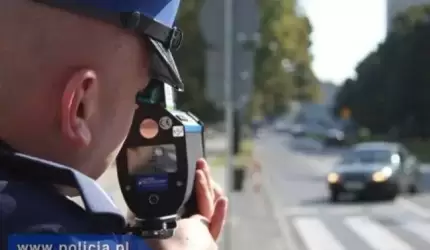Kolejni kierowcy stracili prawa jazdy za przekroczenie prędkości w terenie zabudowanym