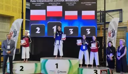 Medalowy weekend średzkich karateków